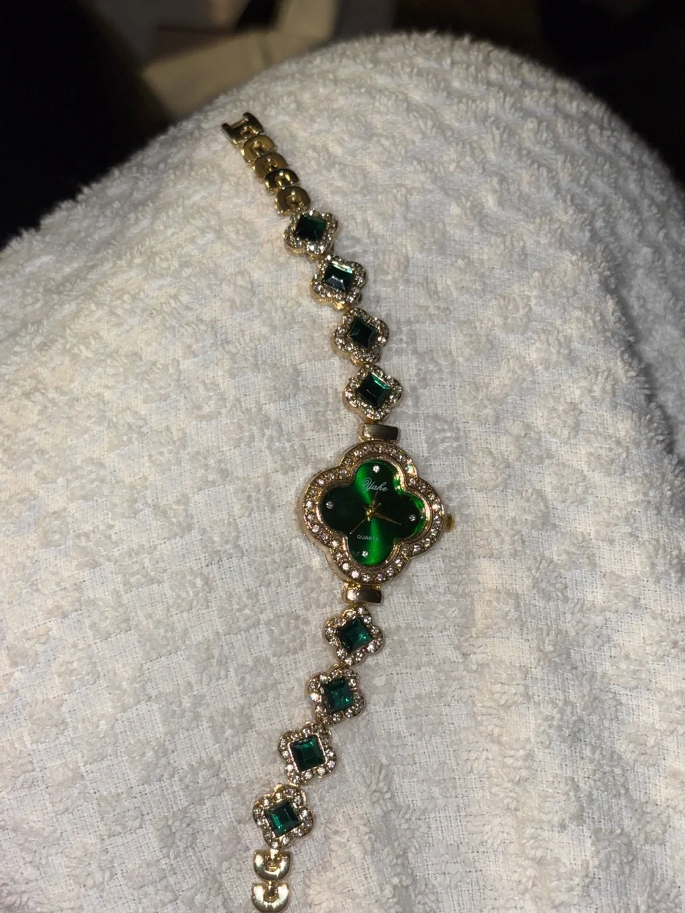 Watch-Emerald Green simulated 4 Leaf Clover GOLD TONE Watch Diamond like Bracel